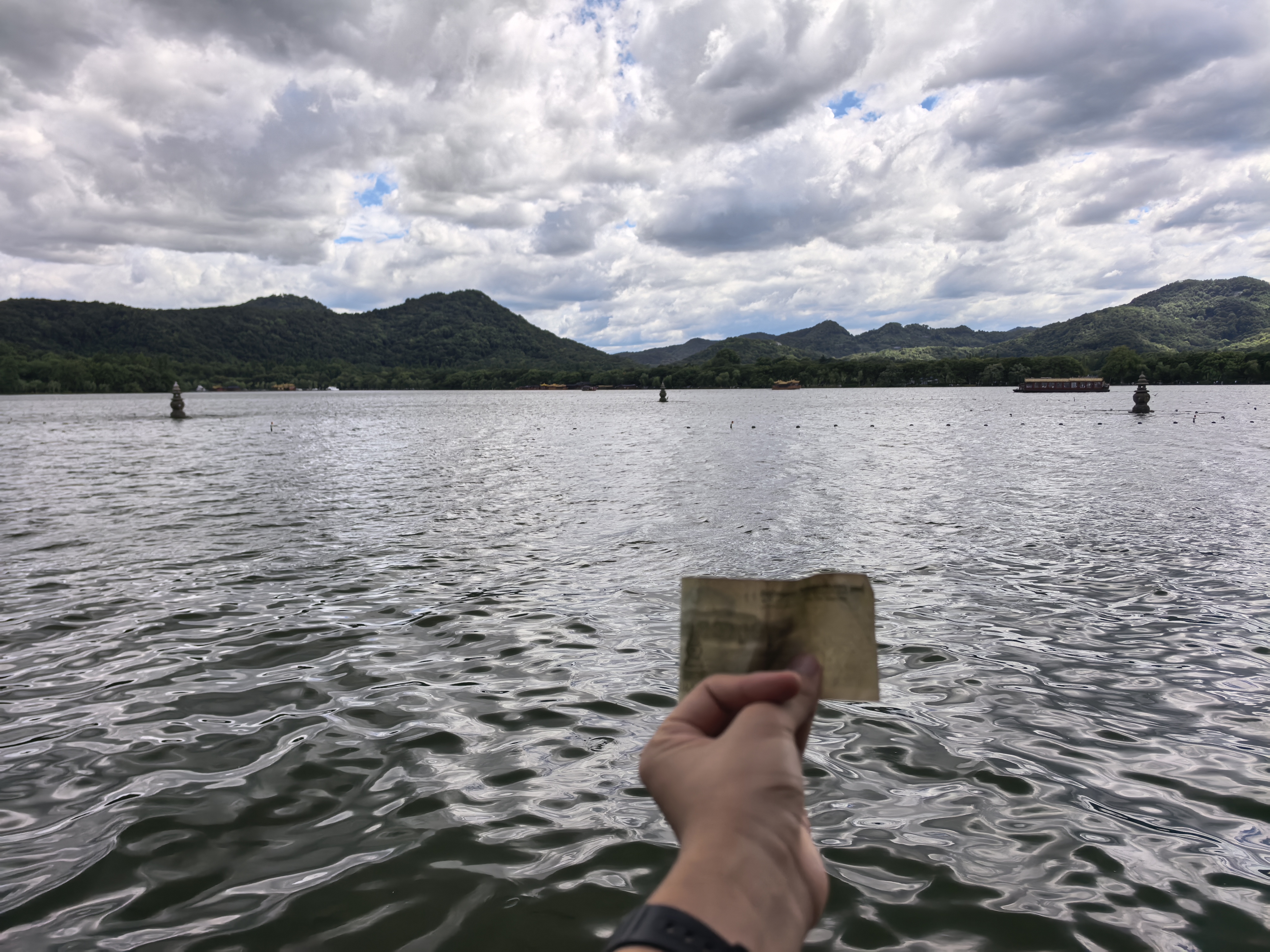 IMG-迟到一年的夏风——一个人在杭州旅行的四日-60DD280CACE1B272EA6920AB0A0920D5.jpg