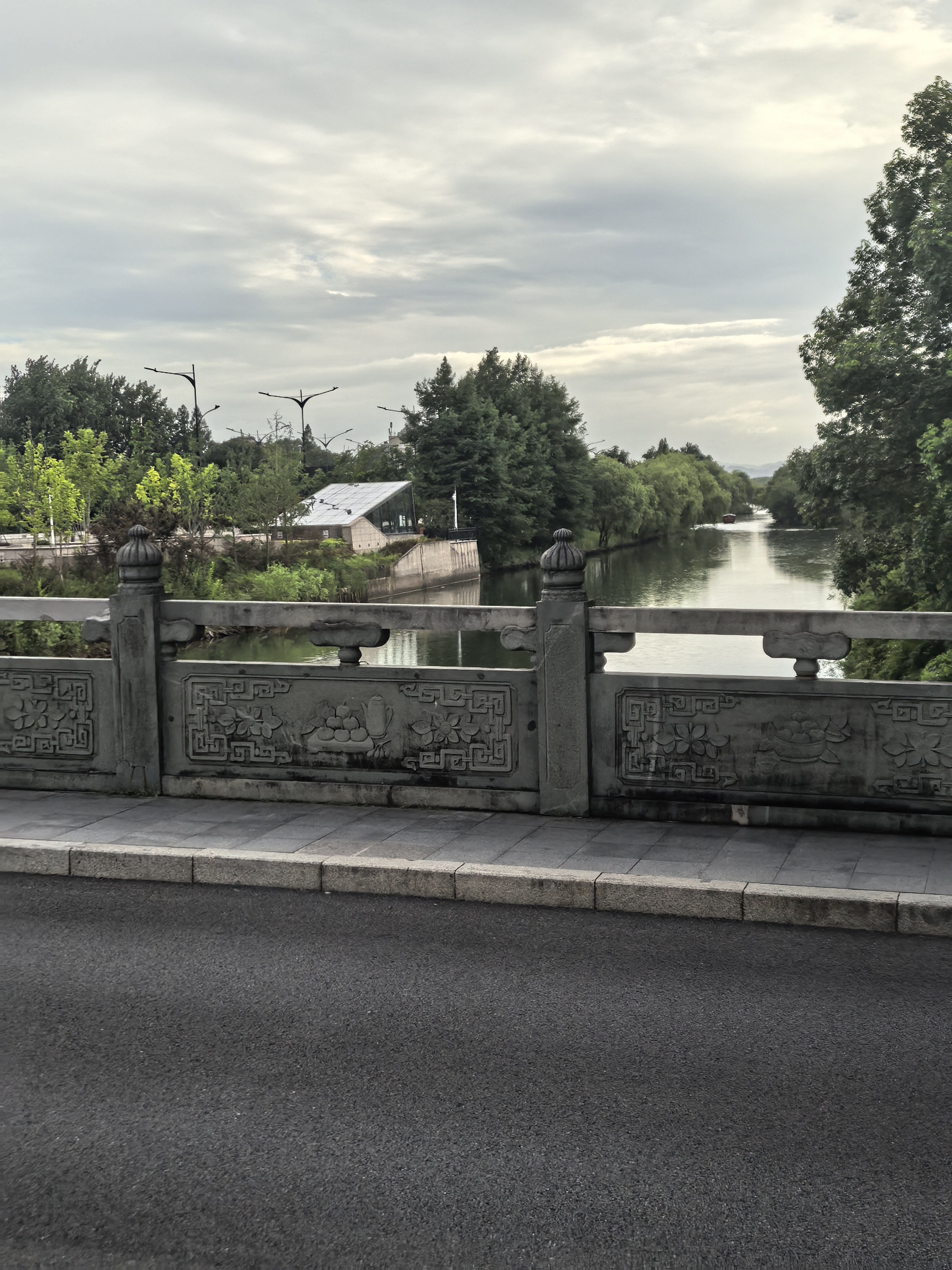 IMG-迟到一年的夏风——一个人在杭州旅行的四日-73E62C05BA24623E8547C346AD50B5D5.jpg